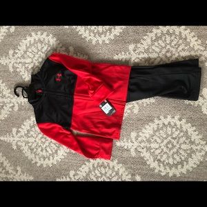 Boys Under Armour Jogging Set NWT Size 5